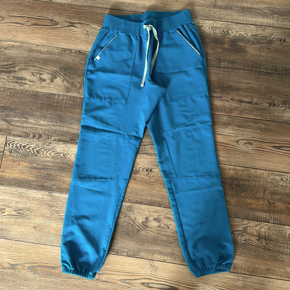 Figs scrub pants